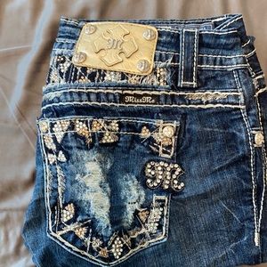 COPY - Miss Me Cropped Jeans